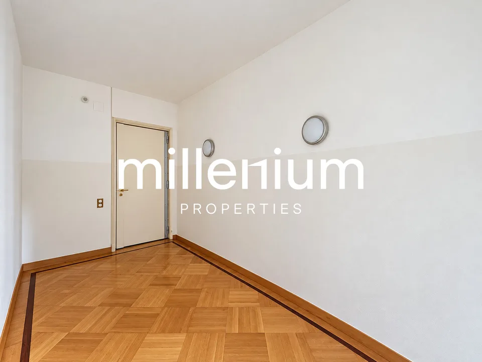 Florissant | Élégant appartement de 138 m² avec piscine extérieure – foto 5 di 13