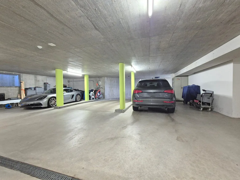 Wohnen im Grünen: Charmante 3½-Zimmer-Wohnung mit grossem Garten – Foto 12 von 14