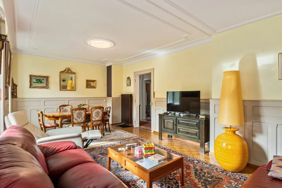 Casa corta, grande con 2 appartamenti, garage e laboratorio – foto 2 di 16
