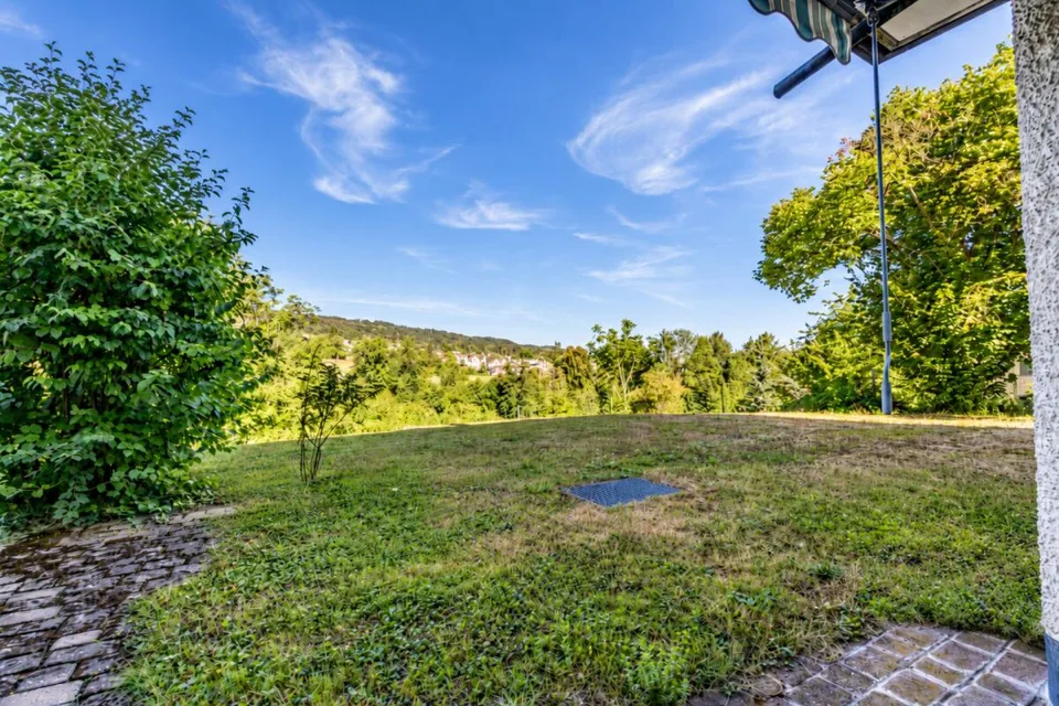 4.5-Zimmer-Gartenwohnung mit Weitsicht ins Grüne – Foto 14 von 18