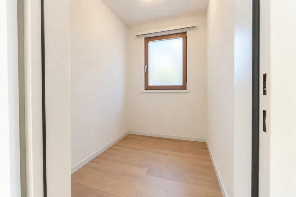 4.5-Zimmer-Gartenwohnung mit Weitsicht ins Grüne – Foto 10 von 18