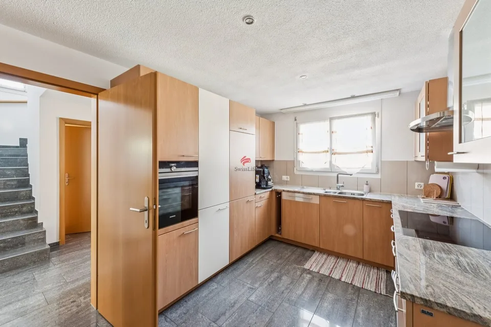 Bella casa DEFH con molto spazio per vivere – foto 6 di 13