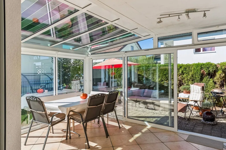Bella casa DEFH con molto spazio per vivere – foto 7 di 13