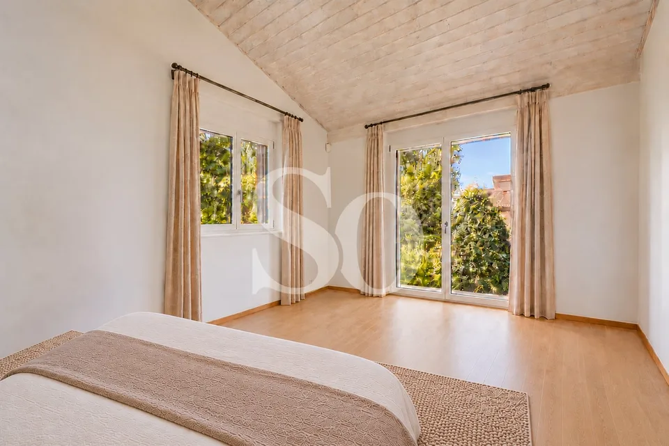 Moderne Villa im Herzen einer privilegierten Wohngegend – Foto 7 von 9