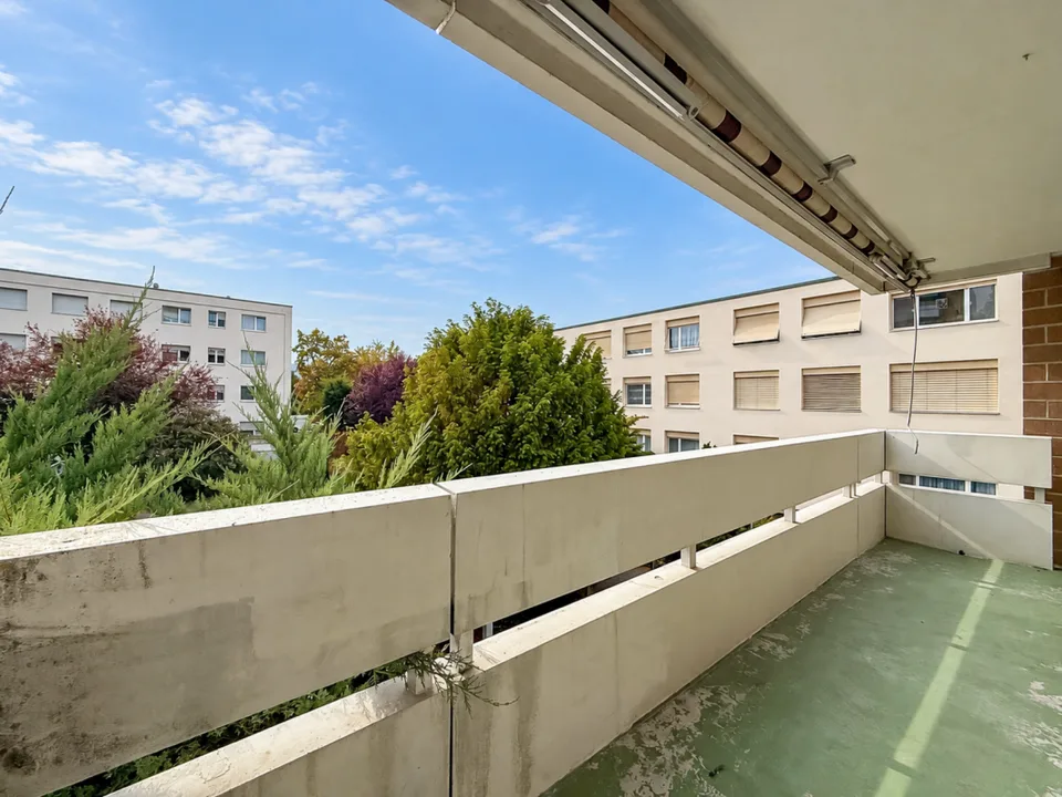Appartamento luminoso 3.5 locali con balcone – foto 9 di 11