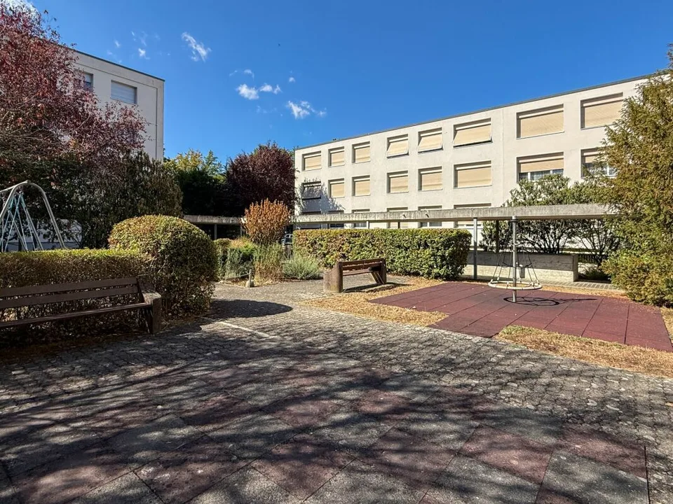 Appartamento luminoso 3.5 locali con balcone – foto 10 di 11