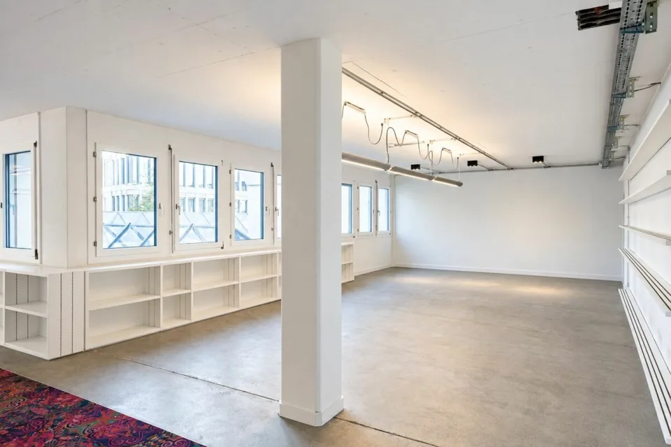 Space for Your Business Ideas – photo 6 of 15