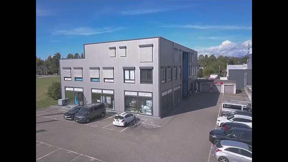 Gewerbeflächen im Erdgeschoss – Renditeobjekt mit Perspektive zur Eigennutzung – Foto 2 von 6