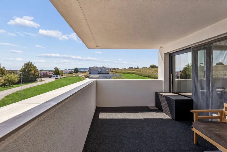 Proprietà residenziale e commerciale moderna con concetto di utilizzo polivalente – foto 8 di 17