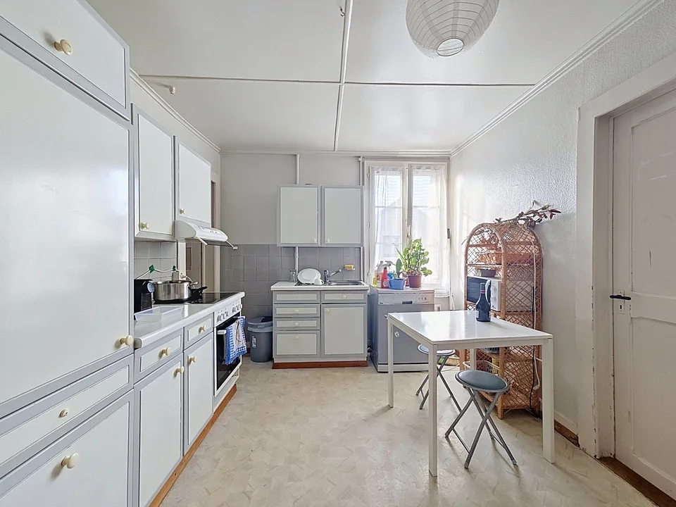 Edificio di rendita nel quartiere dei cigni – foto 5 di 12