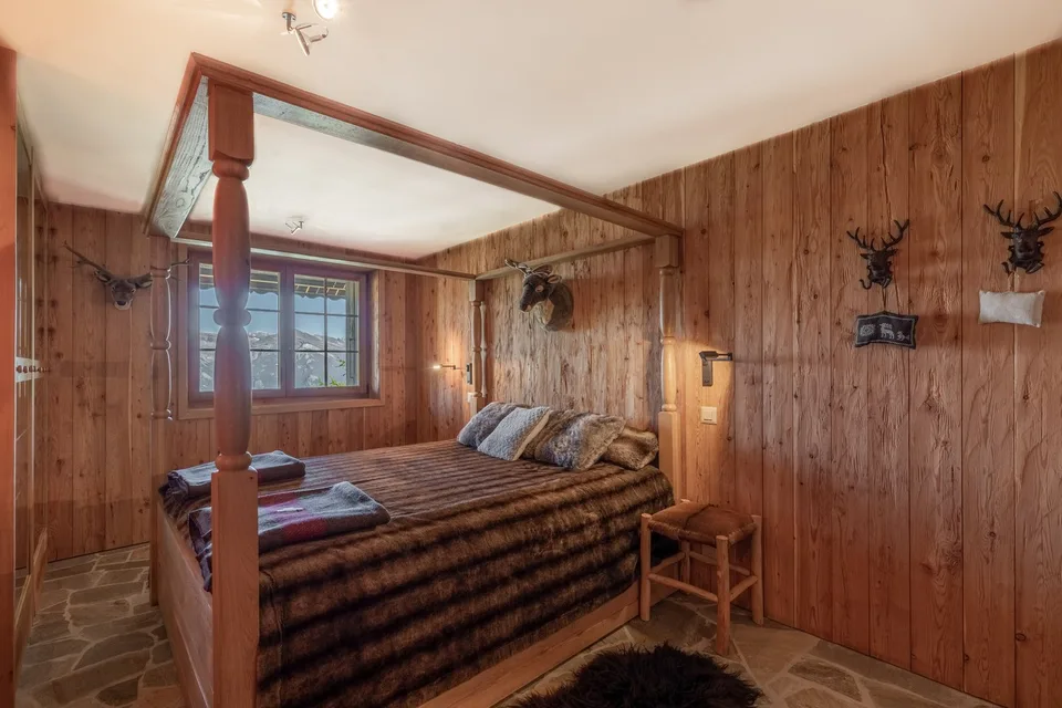 Atemberaubendes 11-Zimmer-Chalet zum Verkauf in La Tzoumaz – Bergleben auf höchstem Niveau – Foto 11 von 14