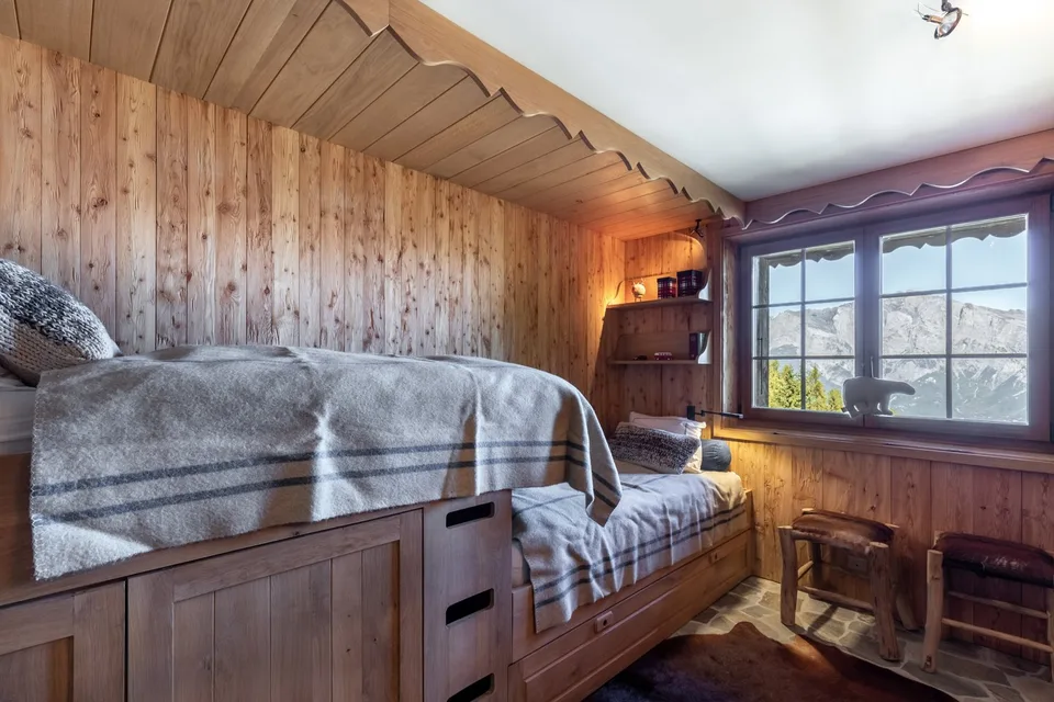 Atemberaubendes 11-Zimmer-Chalet zum Verkauf in La Tzoumaz – Bergleben auf höchstem Niveau – Foto 12 von 14