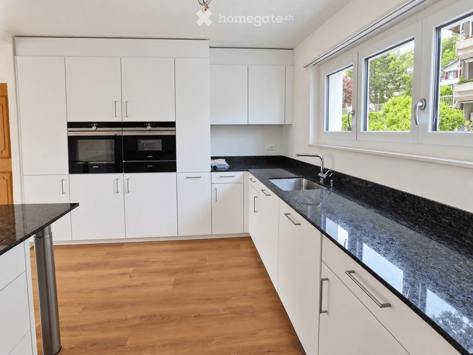 Renoviertes 4.5 Zimmer Doppeleinfamilienhaus mit Garten – Foto 4 von 23