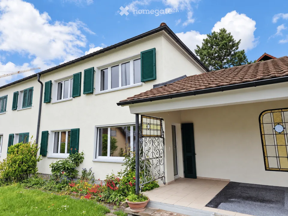Renoviertes 4.5 Zimmer Doppeleinfamilienhaus mit Garten – Foto 10 von 23