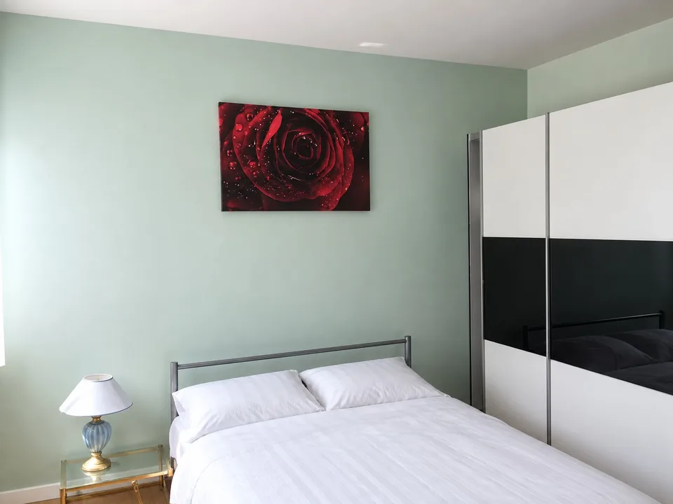 ⭐Charmantes möbliertes 3.5-Zimmer-Apartment mit Balkon in Opfikon – Foto 7 von 16
