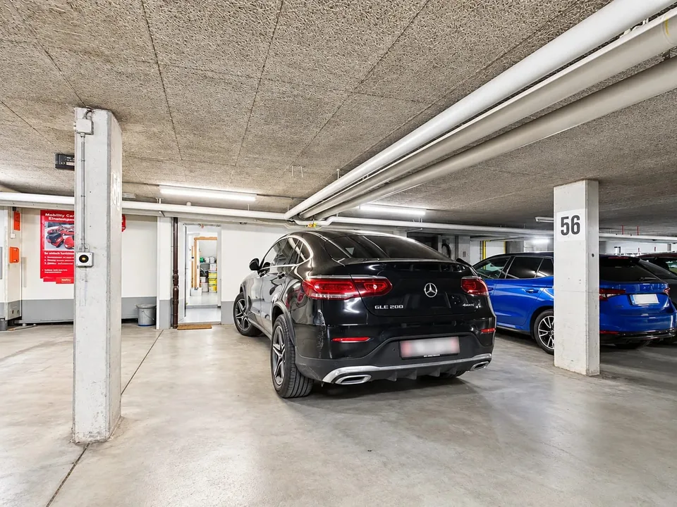 Maison de ville d'angle de 5,5 pièces à Therwil - entièrement rénovée en 2025 – photo 11 sur 13