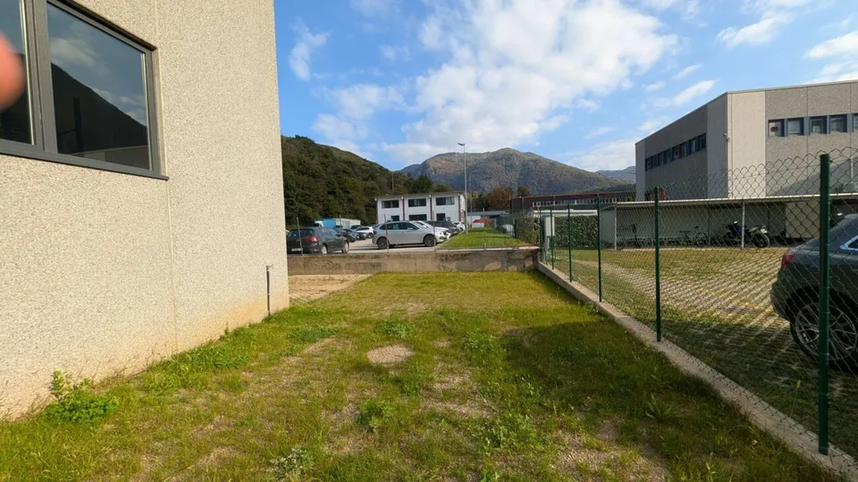 Deposito - magazzino a Mezzovico – foto 2 di 4