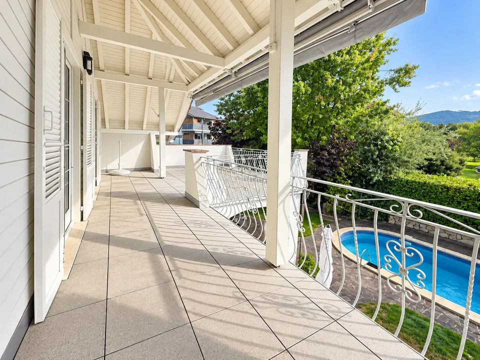 Ampio appartamento di 3,5 locali con grande balcone a Tinterin – foto 8 di 8