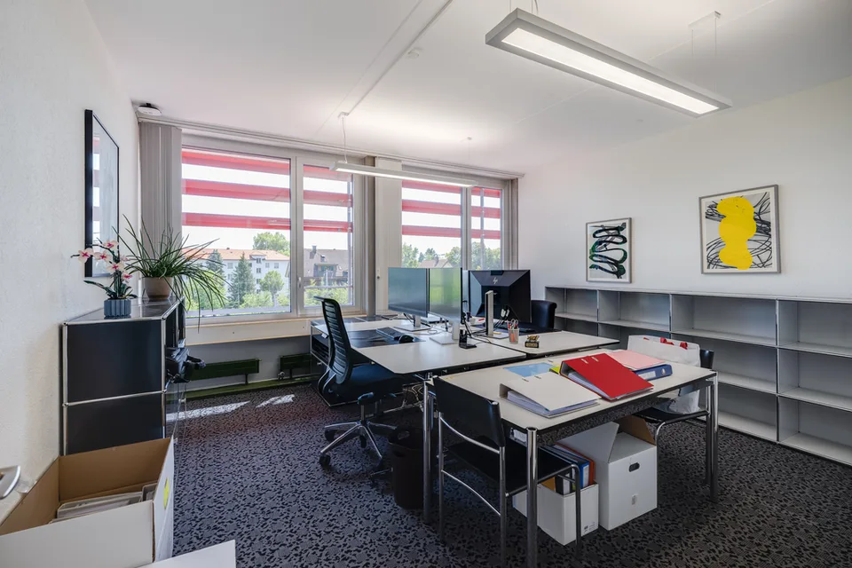 Work instead of furnishing: Furnished offices in Grenchen – photo 3 of 8