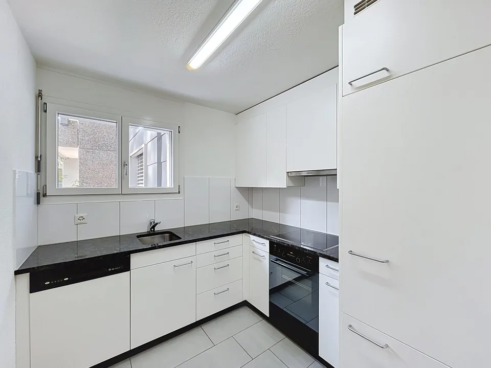 Appartement attractif et lumineux de 3,5 pièces à Winterthur Seen – photo 2 sur 11