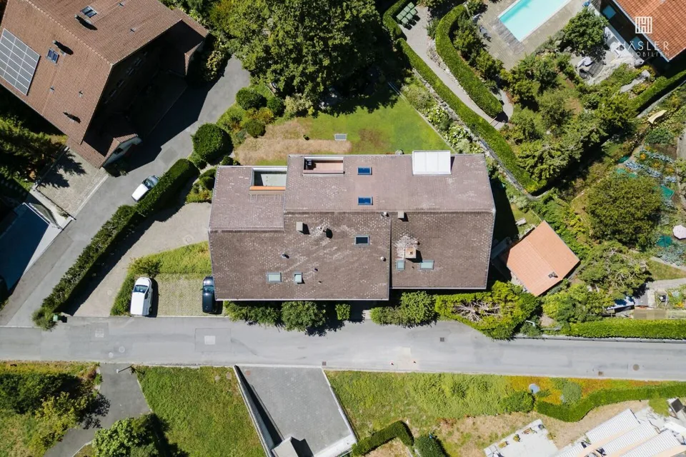 Charmant appartement 2½ pièces en mansarde - un foyer avec une vue lointaine et une atmosphère de vacances – photo 3 sur 13