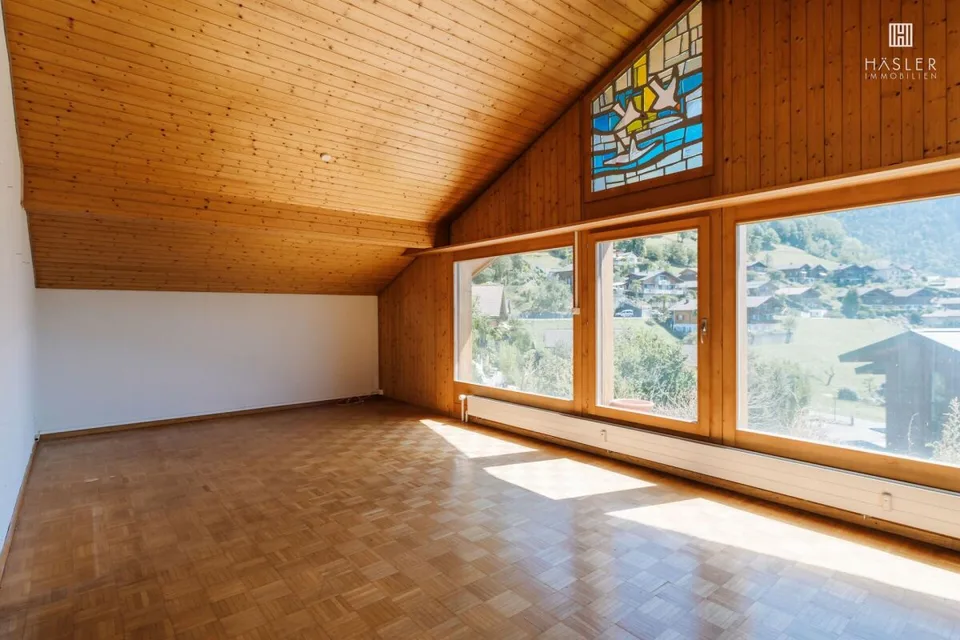 Charmant appartement 2½ pièces en mansarde - un foyer avec une vue lointaine et une atmosphère de vacances – photo 9 sur 13