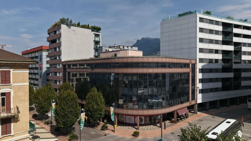 Espace administratif/commercial, Paradiso – photo 6 sur 12