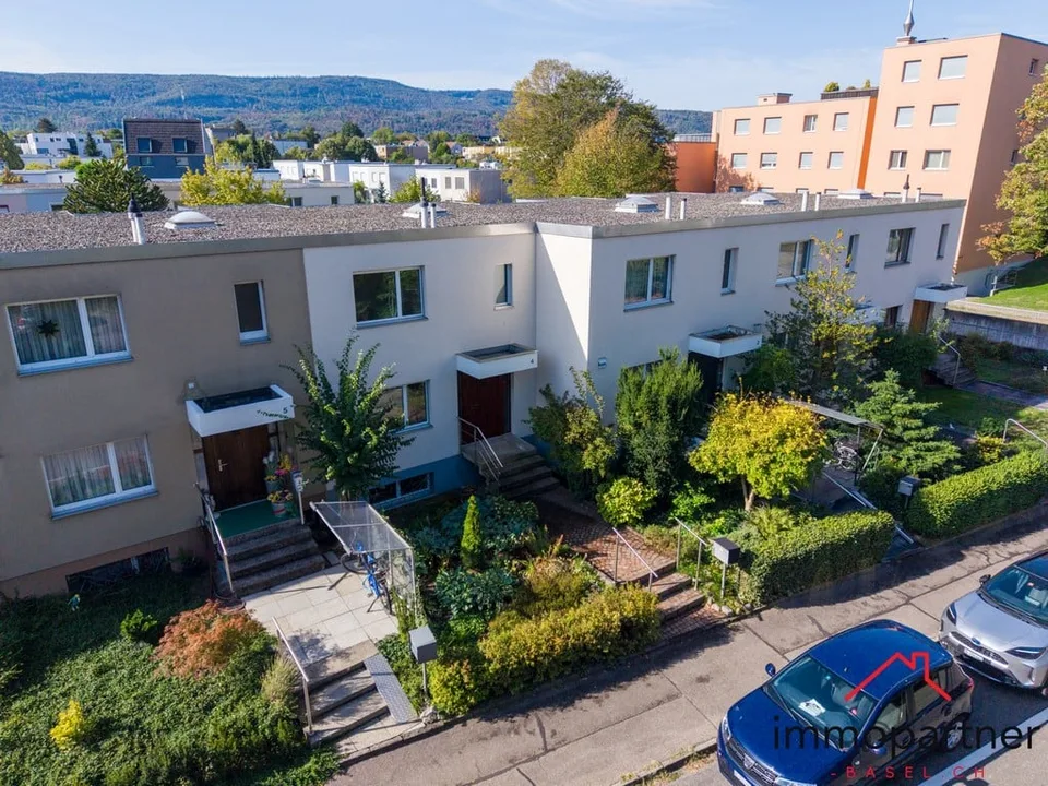 Charmantes 4.5-Zimmer-Reihenhaus in Therwil – photo 2 sur 16