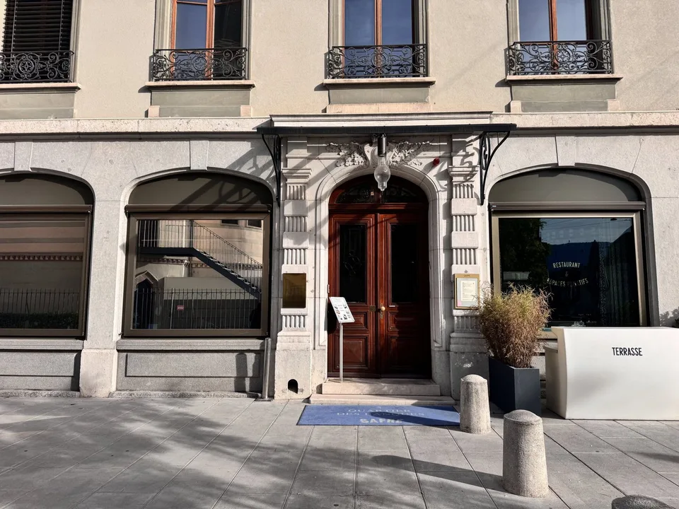 Büro für 30 Personen in Signature Quartier des Banques – Foto 6 von 11