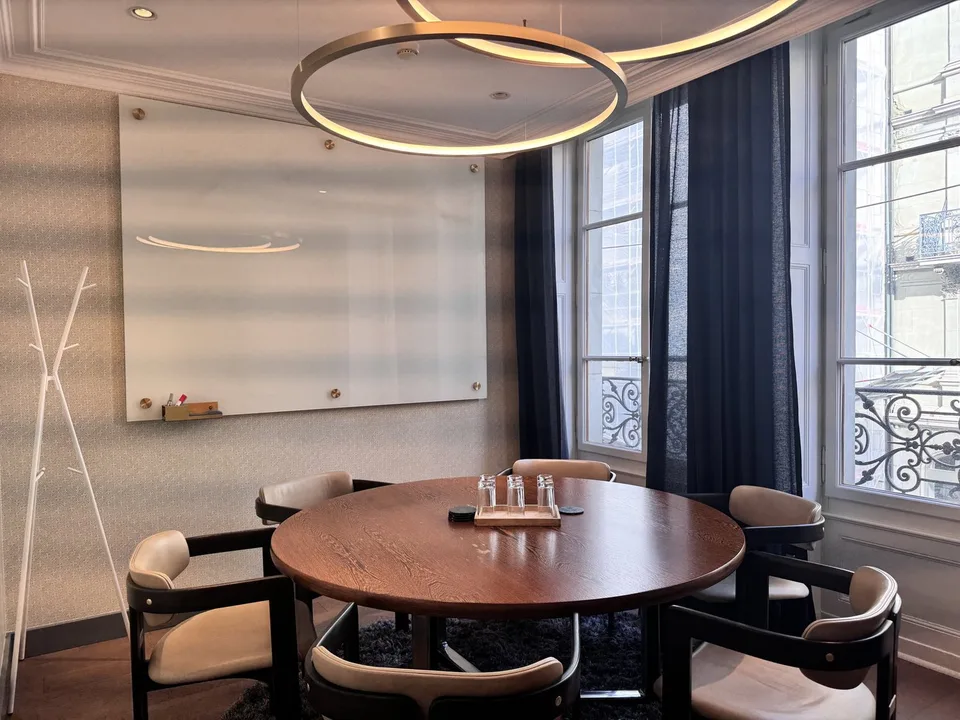 Büro für 30 Personen in Signature Quartier des Banques – Foto 2 von 11