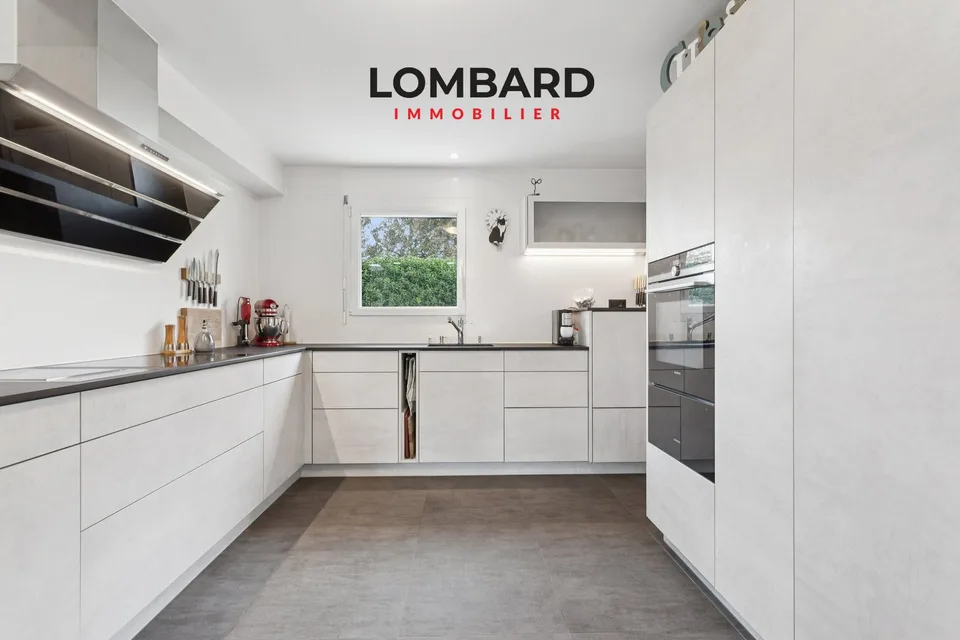 Bellissima villa individuale con piscina – foto 6 di 13