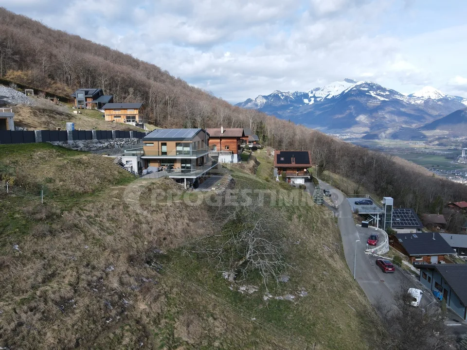 TERRAIN À BÂTIR - CALME, ENSOLEILLÉ ET VUE SUR LES DENTS DU MIDI – photo 7 sur 11