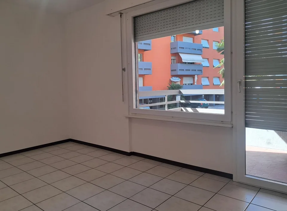 Chiasso: spacieux appartement de 5,5 pièces avec balcons – photo 8 sur 14