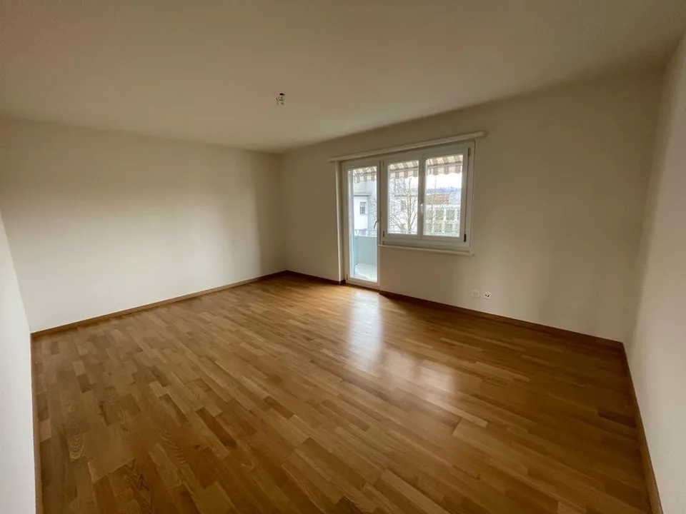 Cozy apartment on a quiet neighborhood street – photo 3 of 6