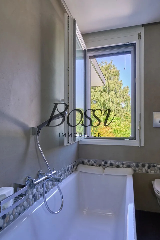 Villa d'architecte avec vue lac et piscine – photo 7 sur 11