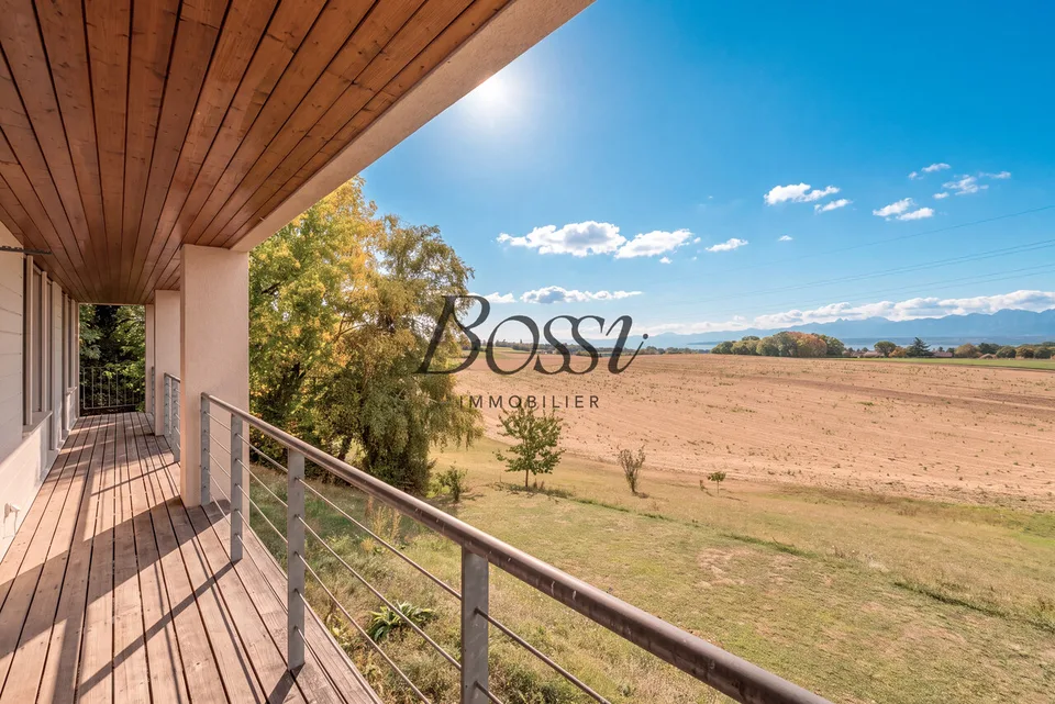 Vue lac et Alpes, grands volumes et intimité sans vis-à-vis – foto 3 di 13