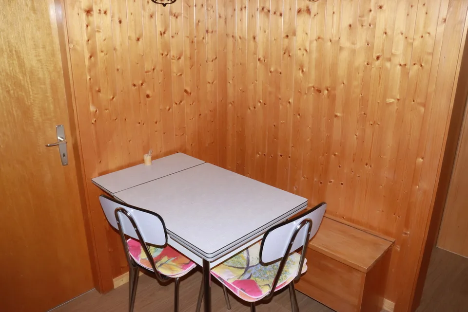 Rustikales Walliser Chalet in Hérémence – Foto 9 von 13