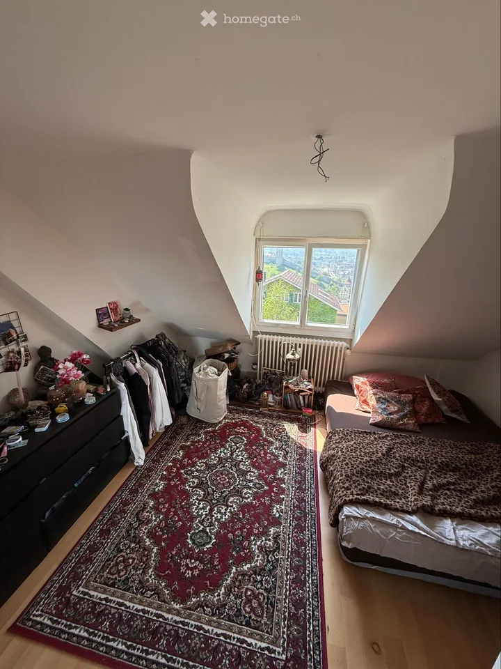 Bright 3-room attic apartment with beautiful views – photo 3 of 5