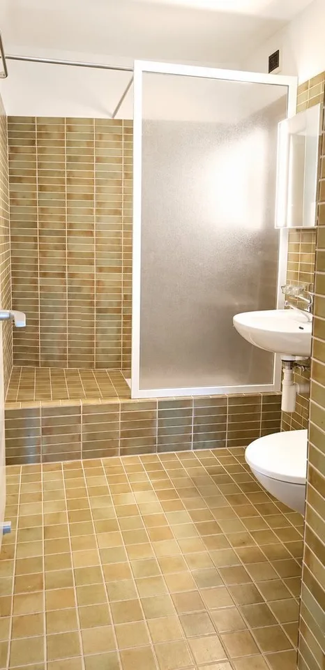 Appartement mansardé confortable avec cheminée et balcon – photo 8 sur 10