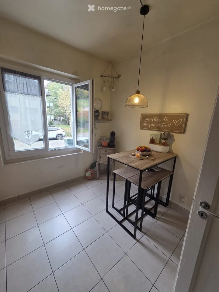 Appartement 4,5 Erdgeschoss 2114 Fleurier – Foto 2 von 5
