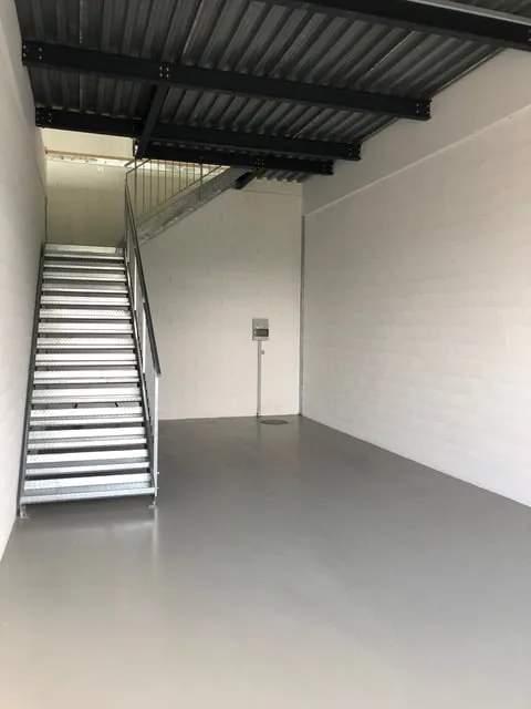 Local Commercial & Box de Garage pour Votre Entreprise avec Porte Sectionnelle XXL – photo 11 sur 14