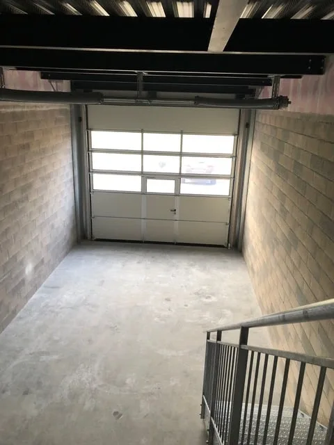 Local Commercial & Box de Garage pour Votre Entreprise avec Porte Sectionnelle XXL – photo 6 sur 14