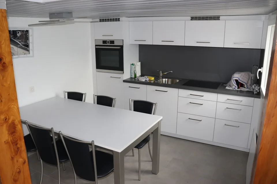 Einladende 3.5-Zimmer-Doppelhaushälfte mit viel Freiraum! – Foto 2 von 10