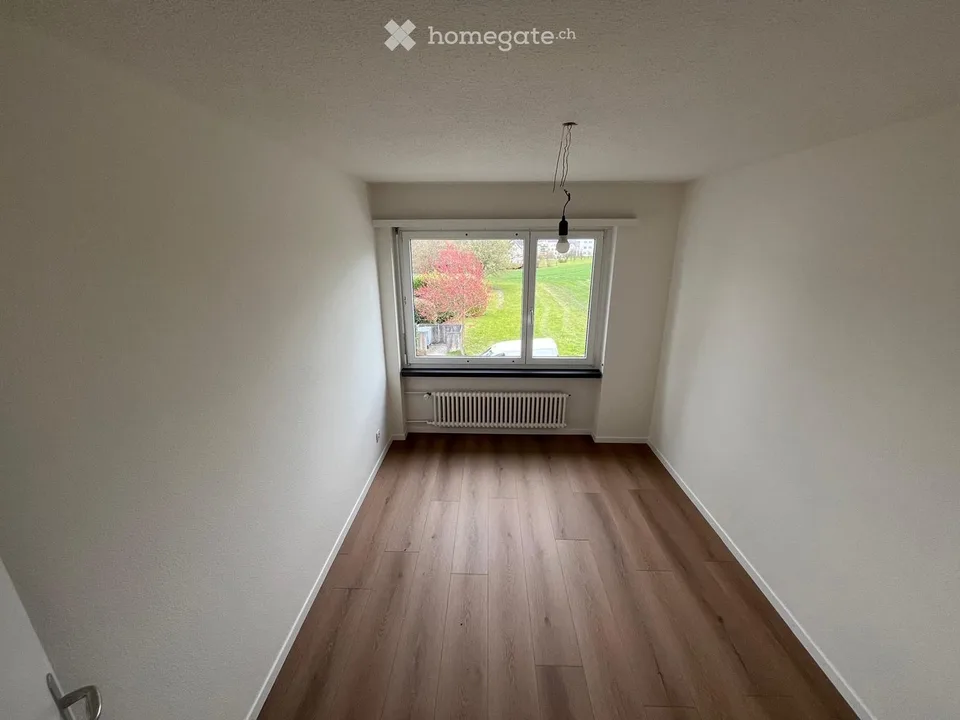 Hübsche 4,5-Zimmer-Wohnung, frisch renoviert und ideal gelegen – Foto 6 von 10