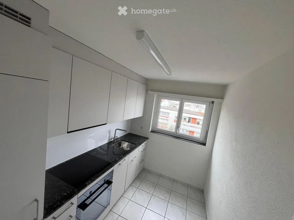 Hübsche 4,5-Zimmer-Wohnung, frisch renoviert und ideal gelegen – Foto 5 von 10