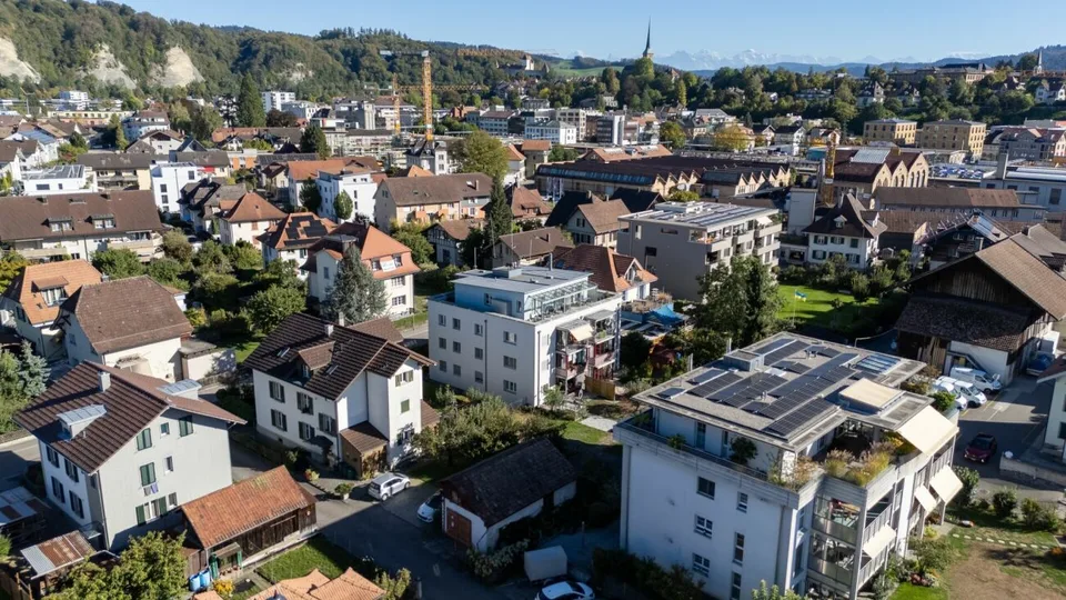 Vivere dentro, vivere fuori: appartamento al piano terra con giardino privato – foto 9 di 9