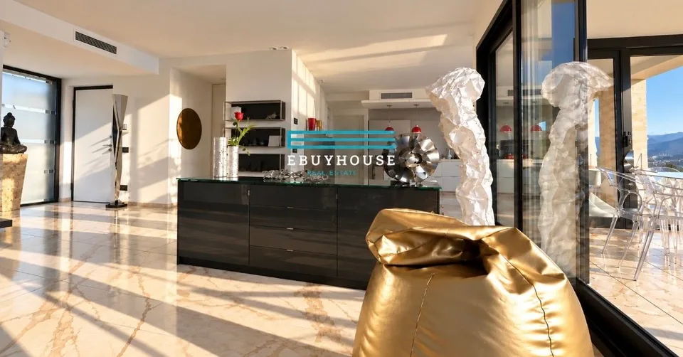 Appartement attique exclusif à Vernate avec terrasse et jardin offrant une vue imprenable sur le lac – photo 22 sur 27