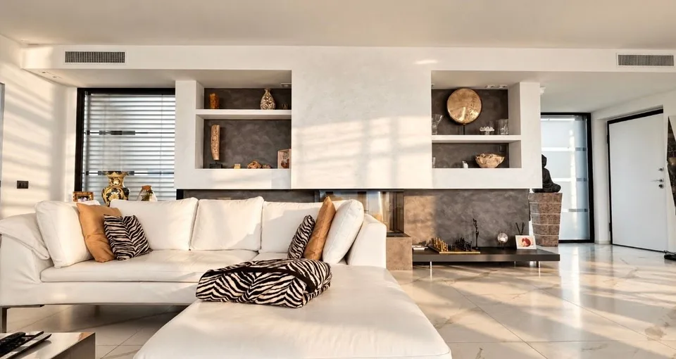 Appartement attique exclusif à Vernate avec terrasse et jardin offrant une vue imprenable sur le lac – photo 14 sur 27
