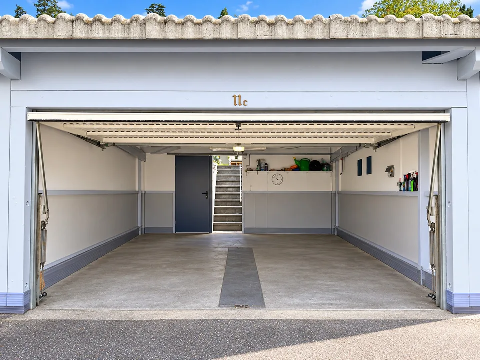 Reiheneckhaus mit gepflegtem Garten und Doppelgarage – photo 11 sur 11
