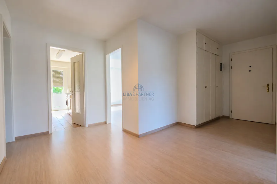 Grosszügige 4.5-Zimmer-Eigentumswohnung an zentraler Lage – photo 2 of 13